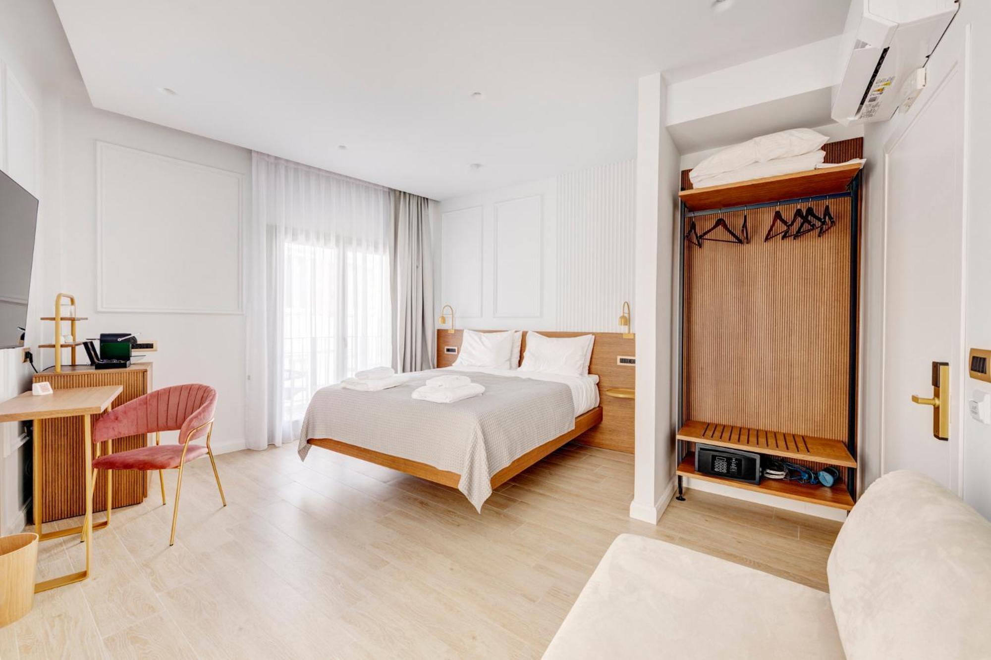 Eclectic Syros Bed & Breakfast Ermoupoli Dış mekan fotoğraf