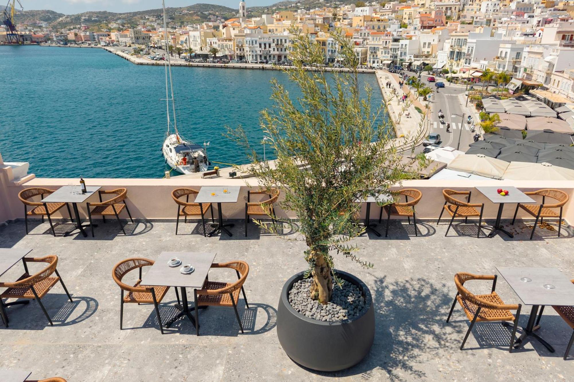 Eclectic Syros Bed & Breakfast Ermoupoli Dış mekan fotoğraf