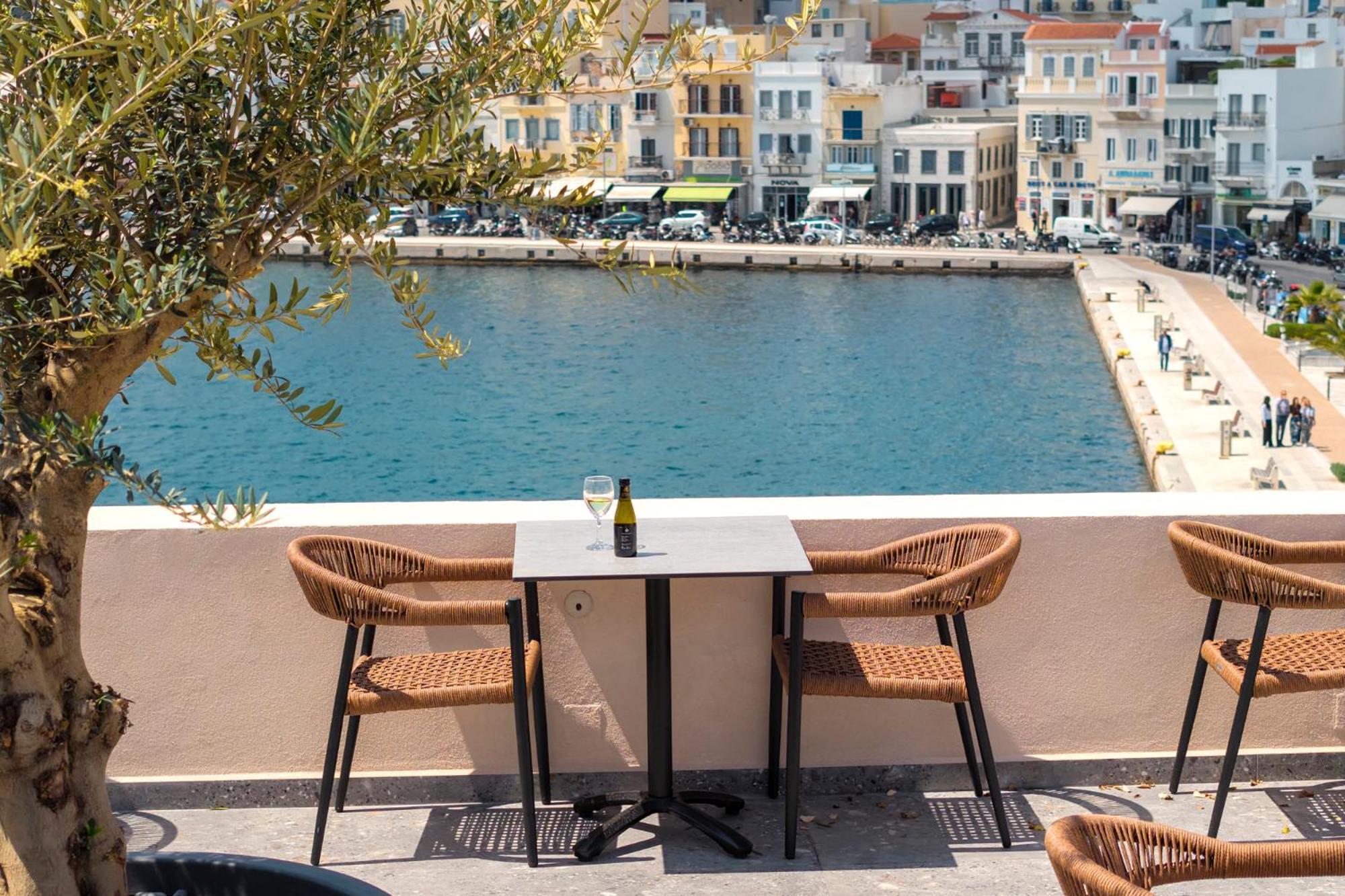 Eclectic Syros Bed & Breakfast Ermoupoli Dış mekan fotoğraf
