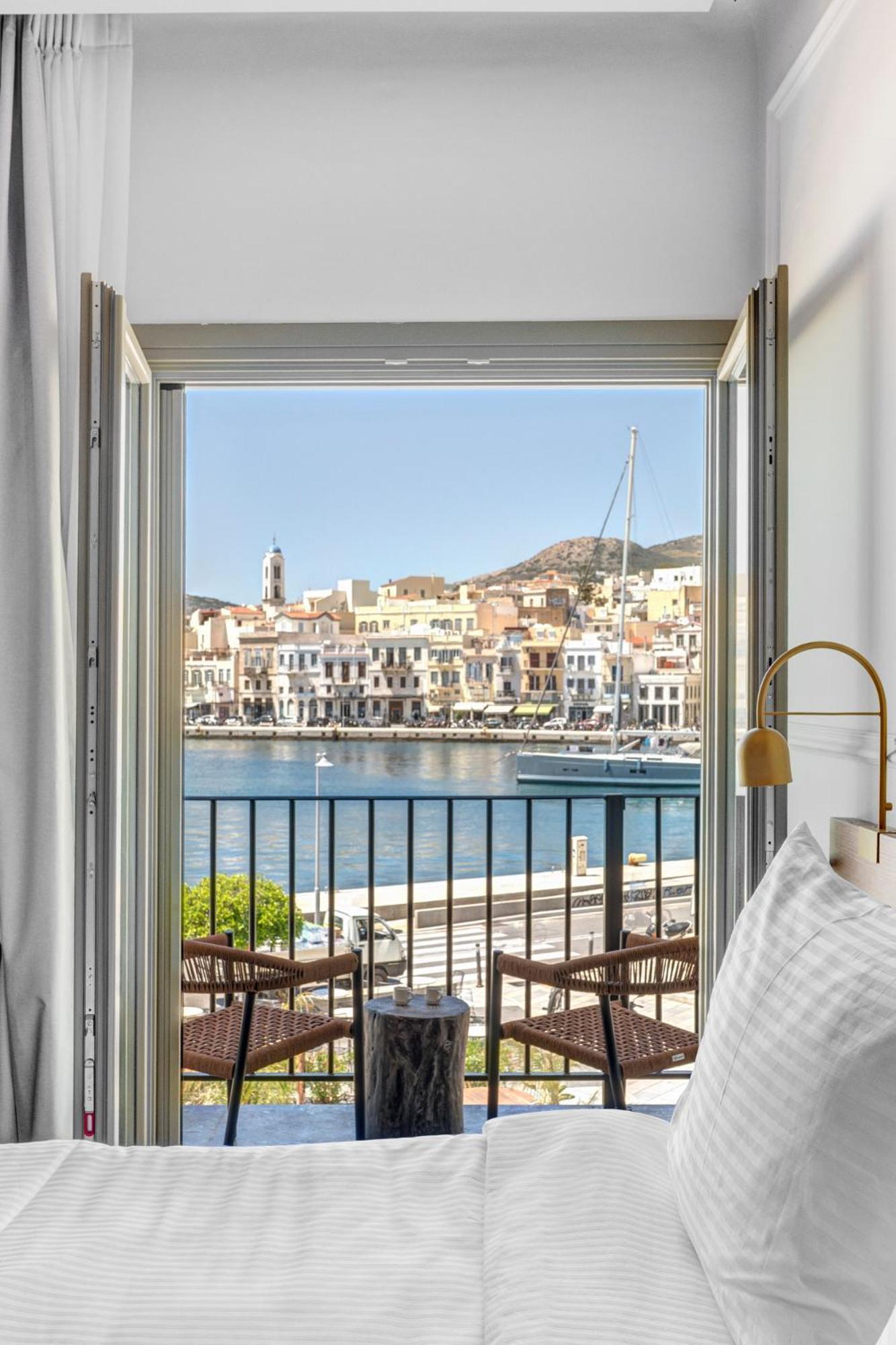 Eclectic Syros Bed & Breakfast Ermoupoli Dış mekan fotoğraf